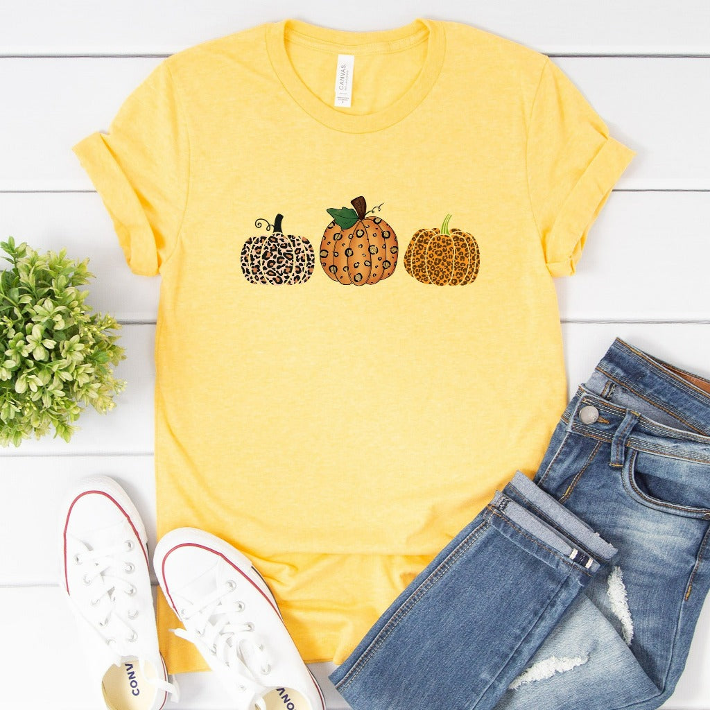 Pumpkin Shirt, Pumpkin TShirt, Jack-o-Lantern Graphic Tee, Halloween Crewneck T-Shirt, Halloween Costume Gift, Spooky Season, Fall Shirts
