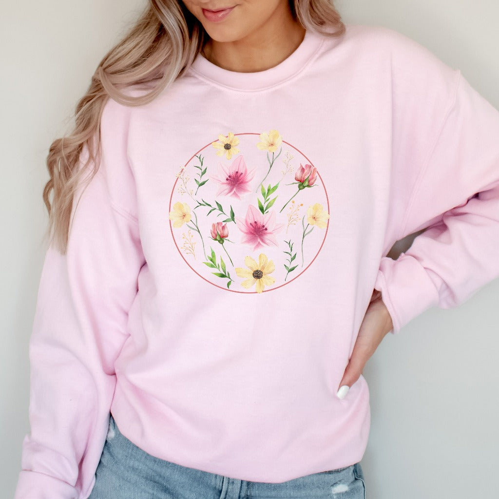Wildflower Sweatshirt, Flower Crewneck, Gift for Women, Ladies Shirts, Flowers Lover Shirt, Wild Flowers Shirt, Floral Tshirt, Gift for Mom