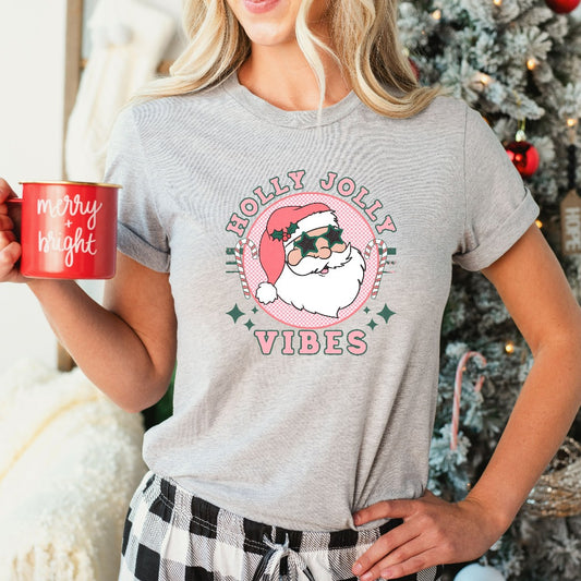 Holly Jolly Vibes Retro Christmas Shirt, Holly Jolly TShirt, Vintage Christmas Graphic Tee, Vintage Groovy Holly Jolly Shirt, Christmas Gift