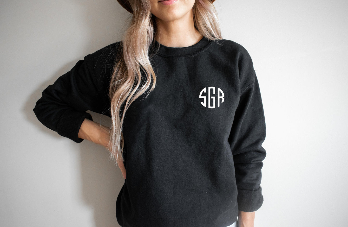 Monogram Crewneck Sweatshirt, Monogrammed Personalized Sweater, Gift for Wife, Preppy Christmas Sweatshirt
