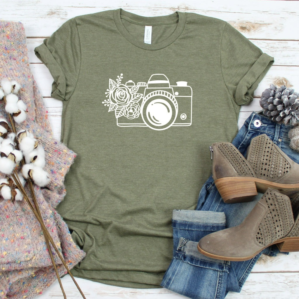 camera shirt, cute photographers camera tshirt, camera graphic tee, gift for photographer, wedding photographer gift