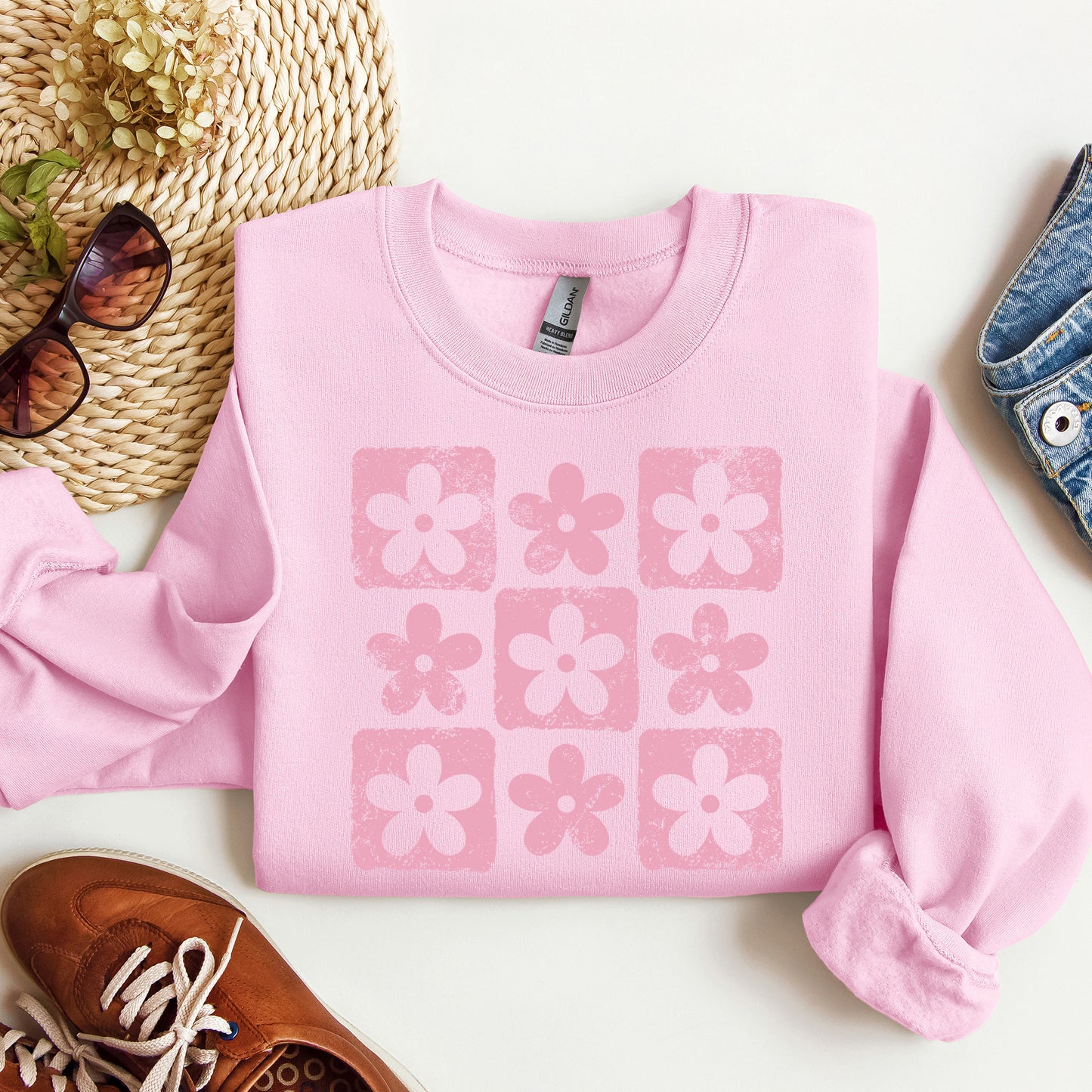Retro Checkered Flowers Sweatshirt