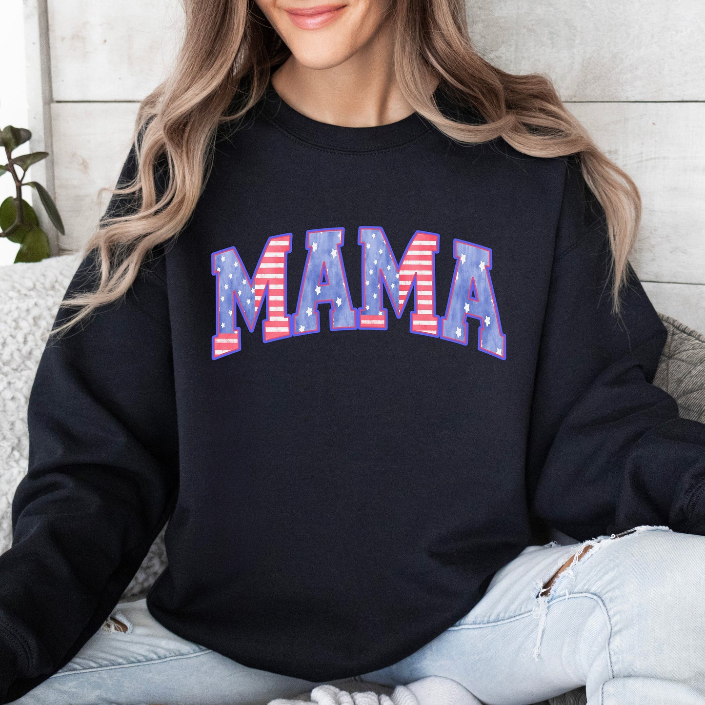 American Mama Sweatshirt, Mama Crewneck, 4th of July Shirt, Patriotic Mom Sweater, USA Fourth of July Outfit